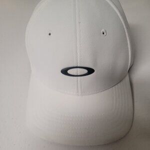 Oakley A-Flex White Hat Baseball Cap Black Logo Embroidered Script Logo S/M